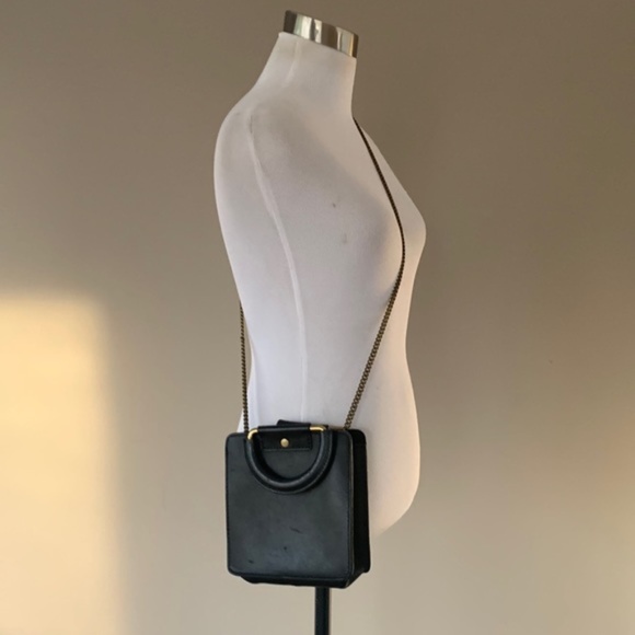 Madewell Handbags - Madewell Leather Crossbody Purse